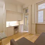 Apartman Flh Traditional With Terrace *