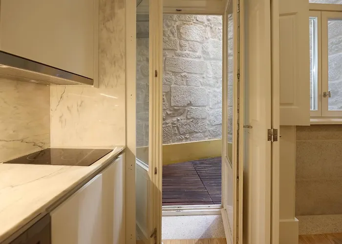 Flh Traditional With Terrace *