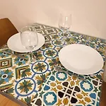 Flh Traditional With Terrace 公寓